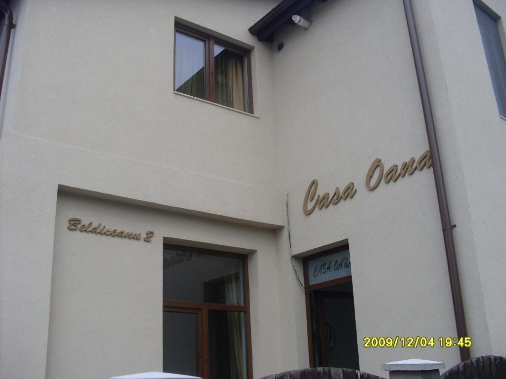 ホテル Casa Oana ヤシ エクステリア 写真